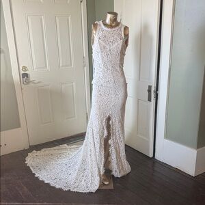 Lulu's Elegant Lace Wedding Dress in Cream